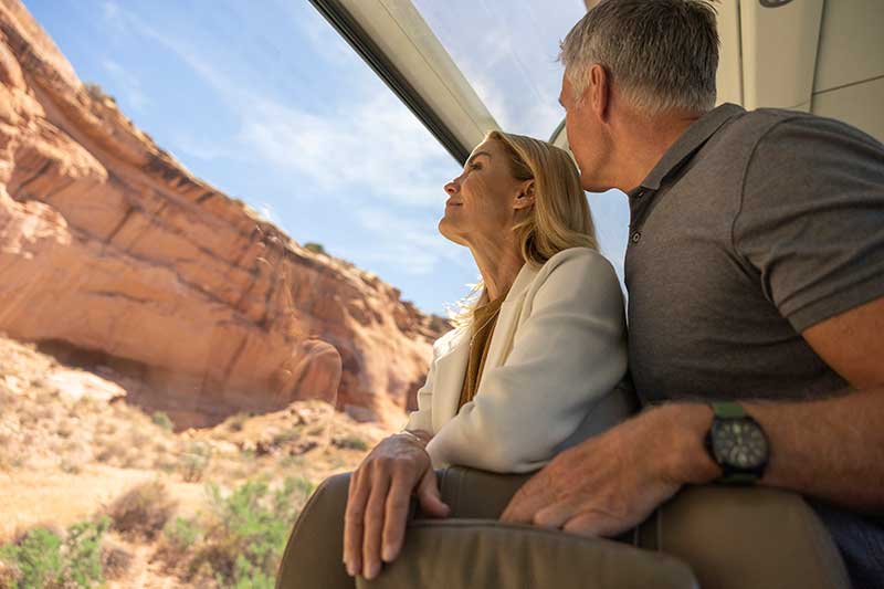 Rocky Mountaineer - Couple viewing the sites