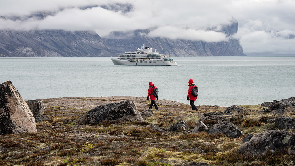 Silversea - Sam Fjord with hikers